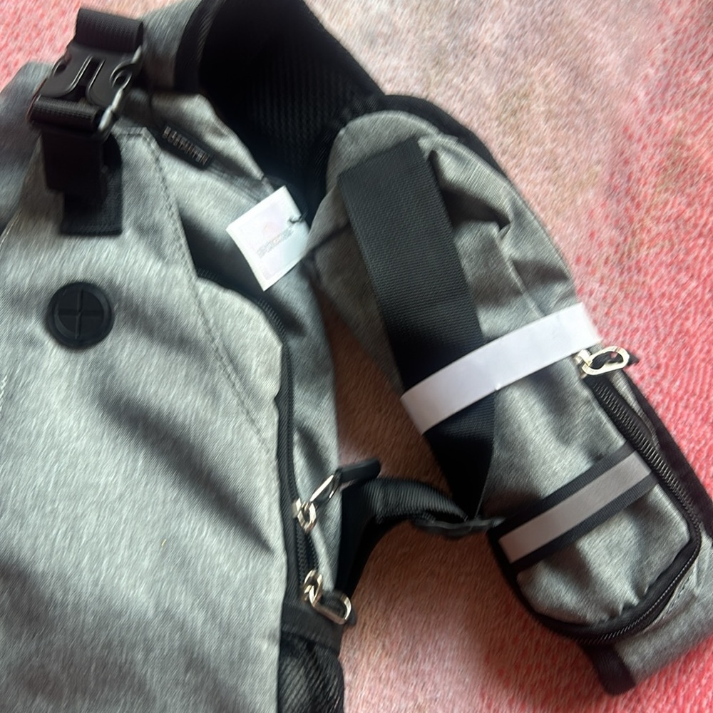 Bostanten Gray and Black Sling Backpack - Picture 3 of 9